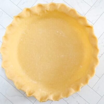 classic Pâte Brisée in a pie plate