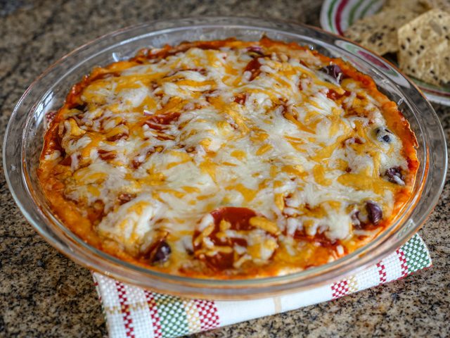 baked pepperoni pizza dip