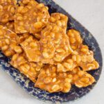 homemade peanut brittle