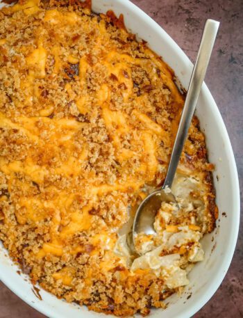 potatoes au gratin with cheese and breadcrumb topping