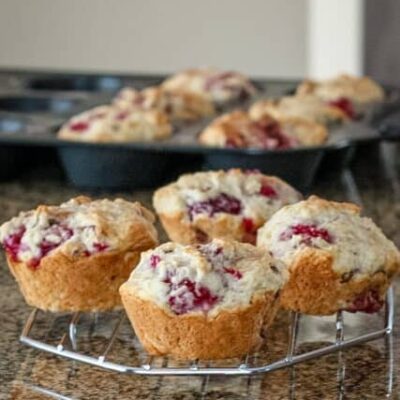 raspberry muffins