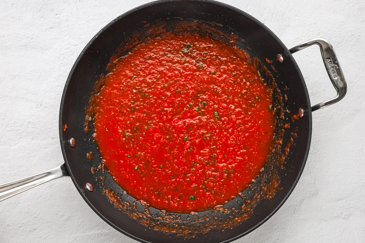 Tomato sauce for shrimp fra diavolo.