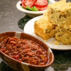 slow cooker chili and cornbread