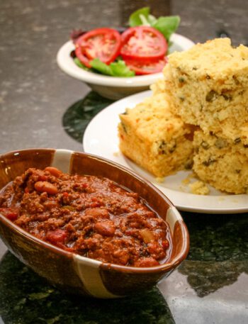 slow cooker chili and cornbread