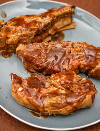 slow cooker marmalade spareribs on a serving plate