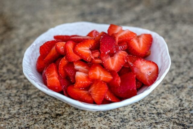 Fresh Strawberry Sauce