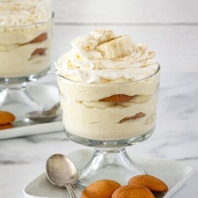 freshly whipped cream on banana pudding
