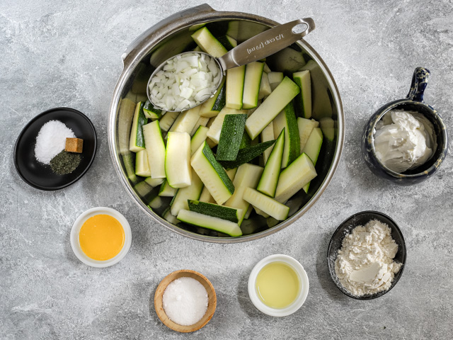 zucchini in sour cream sauce ingredients